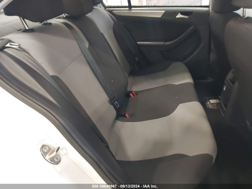 2017 Volkswagen Jetta 1.4T S VIN: 3VW2B7AJ2HM216585 Lot: 39648967