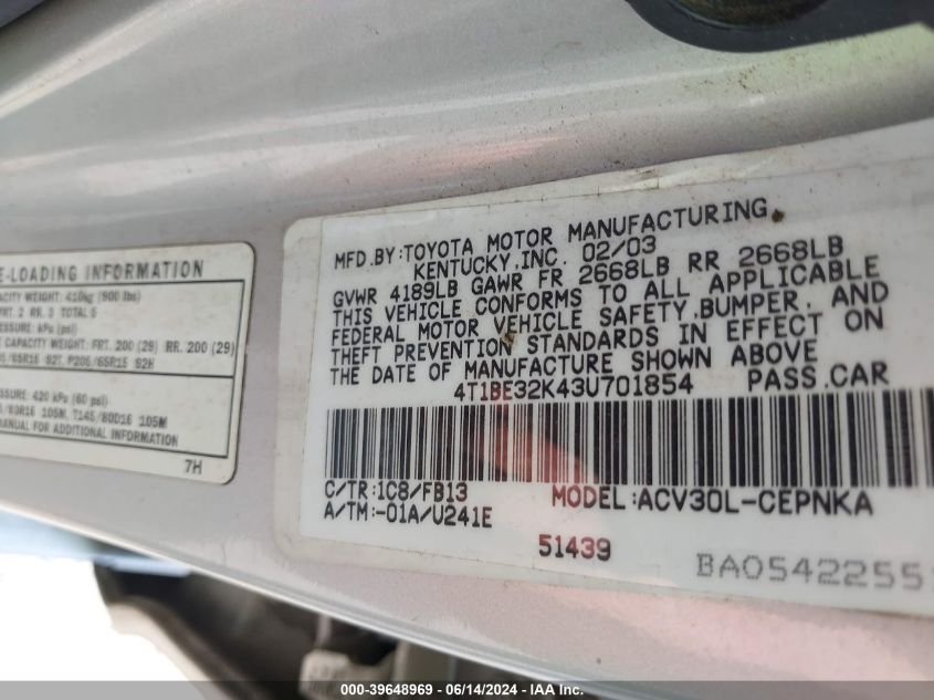 2003 Toyota Camry Le VIN: 4T1BE32K43U701854 Lot: 39648969