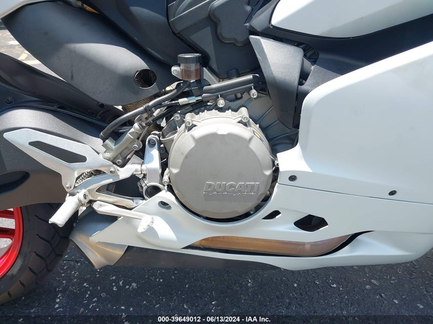 VIN ZDM14B1W4JB007504 2018 DUCATI SUPERBIKE 959 PANIGALE