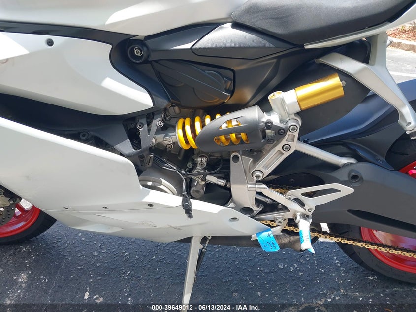 VIN ZDM14B1W4JB007504 2018 DUCATI SUPERBIKE 959 PANIGALE