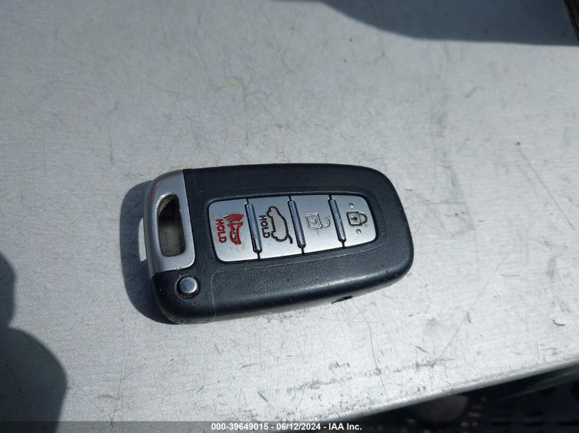 2013 Hyundai Veloster Base W/Gray VIN: KMHTC6AD5DU117902 Lot: 39649015