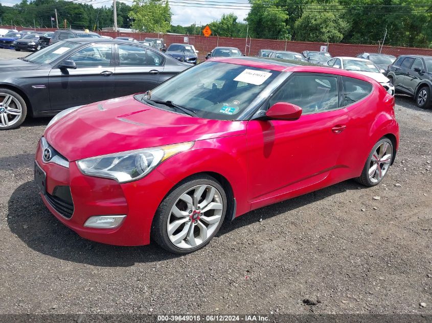 2013 Hyundai Veloster Base W/Gray VIN: KMHTC6AD5DU117902 Lot: 39649015