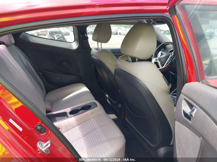 2013 Hyundai Veloster Base W/Gray VIN: KMHTC6AD5DU117902 Lot: 39649015