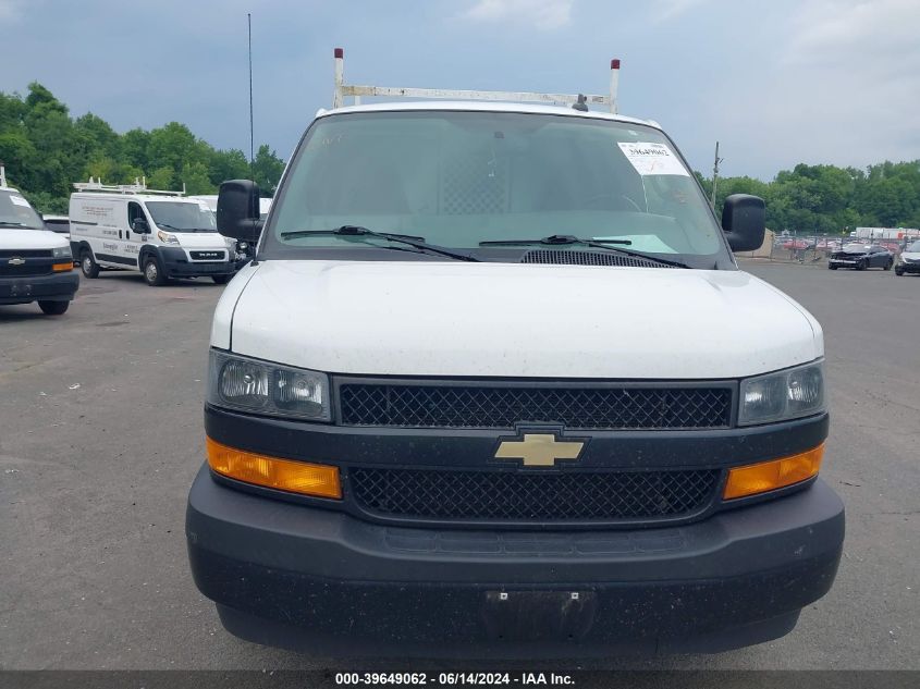 2018 Chevrolet Express 2500 Work Van VIN: 1GCWGAFP9J1318971 Lot: 39649062