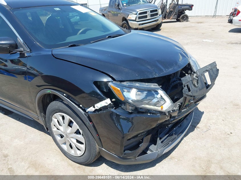 2017 Nissan Rogue S VIN: 5N1AT2MT3HC776415 Lot: 39649101