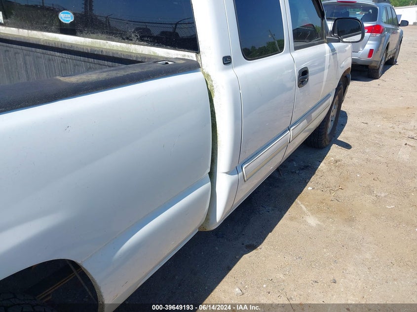 2003 Chevrolet Silverado 1500 Ls VIN: 1GCEK19V03E345203 Lot: 39649193