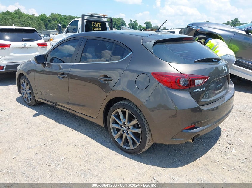 VIN 3MZBN1L36JM183535 2018 MAZDA MAZDA3 TOURING