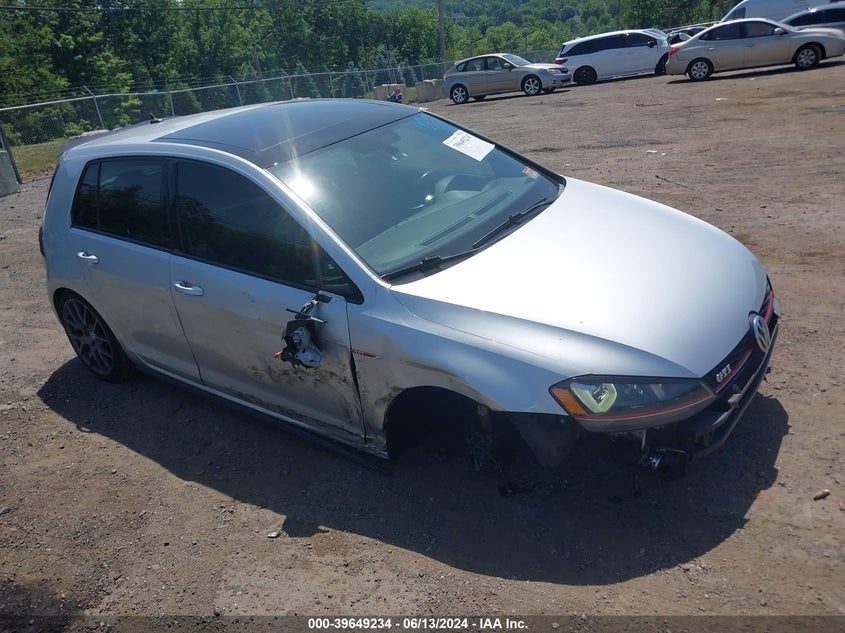 2015 VOLKSWAGEN GOLF GTI 2.0T SE 4-DOOR - 3VW4T7AU1FM021445