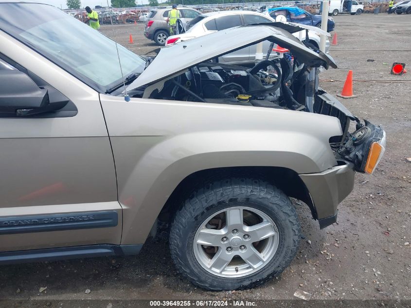 2005 Jeep Grand Cherokee Laredo VIN: 1J4GR48K55C687476 Lot: 39649255