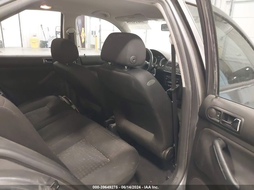 2004 Volkswagen Jetta Gl VIN: 3VWRK69M24M092674 Lot: 39649275