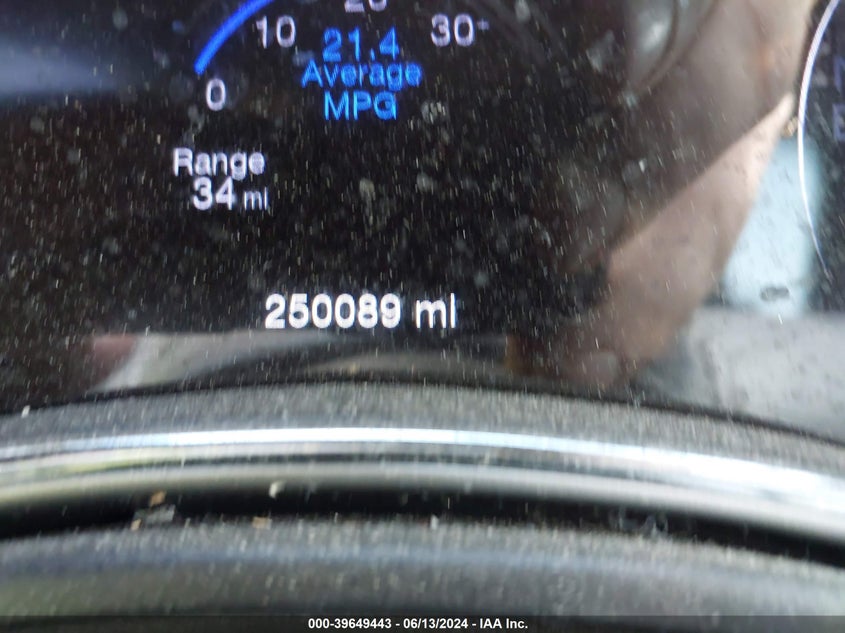 VIN 1C4RJFAG5JC215943 2018 JEEP GRAND CHEROKEE ALTITUDE 4X4