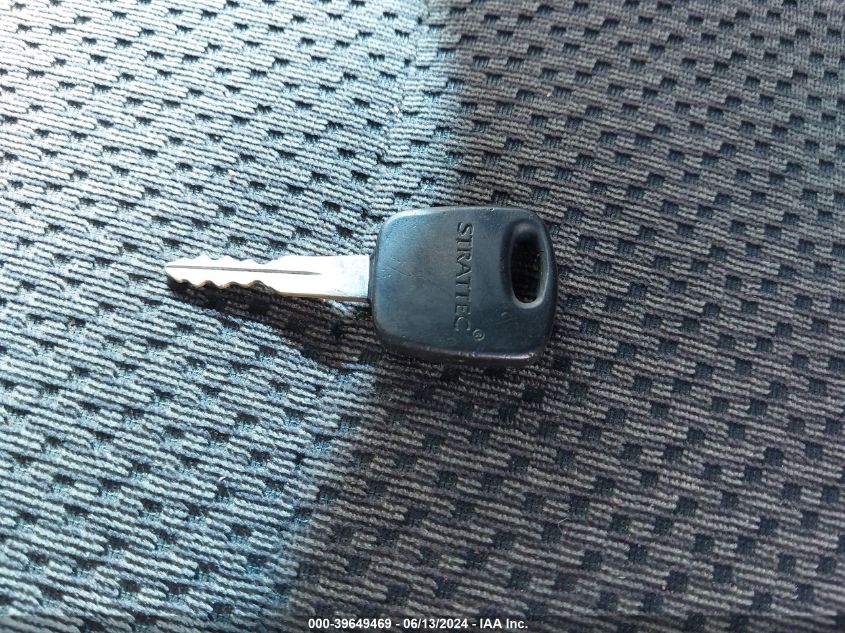 2001 Ford F-150 Xl/Xlt VIN: 1FTZX17281NB75276 Lot: 39649469