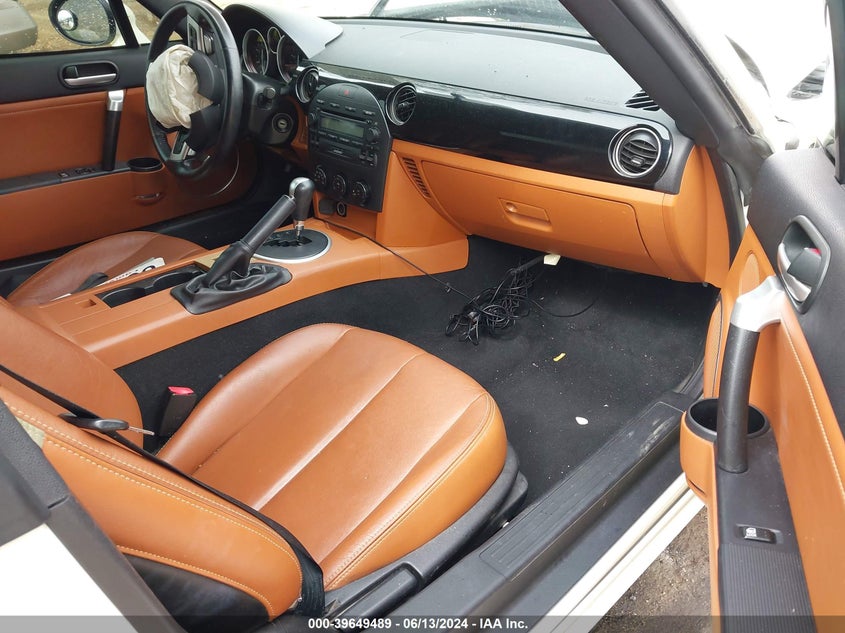 2006 Mazda Mx-5 Grand Touring VIN: JM1NC25FX60116501 Lot: 39649489