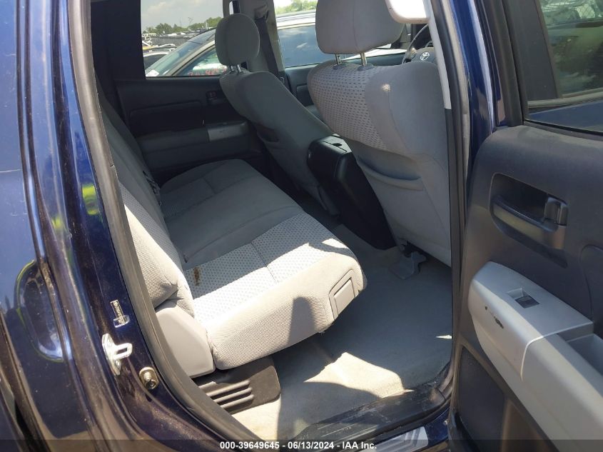 2007 Toyota Tundra Sr5 5.7L V8 VIN: 5TFBV54107X026268 Lot: 39649645