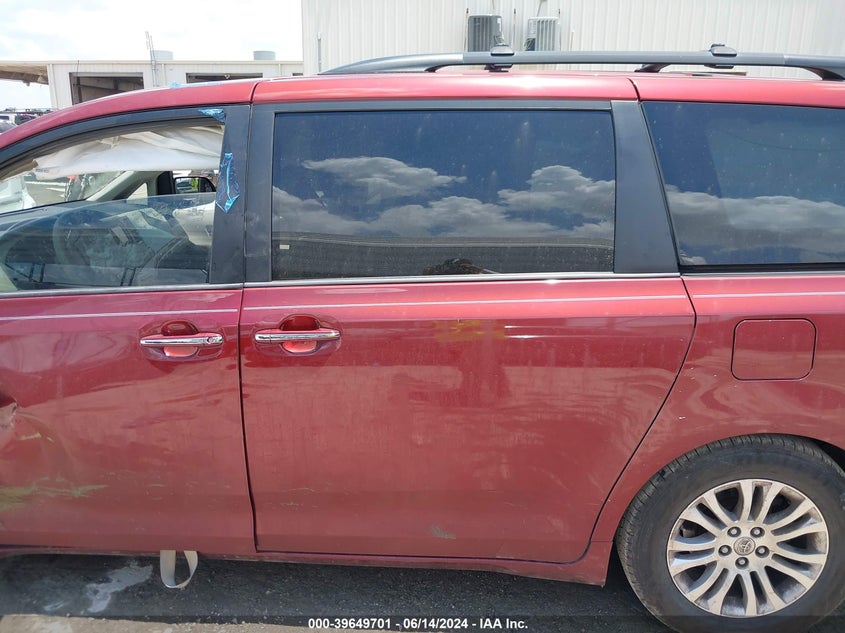 2014 Toyota Sienna Xle V6 8 Passenger VIN: 5TDYK3DCXES464257 Lot: 39649701