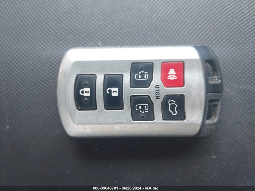 2014 Toyota Sienna Xle V6 8 Passenger VIN: 5TDYK3DCXES464257 Lot: 39649701