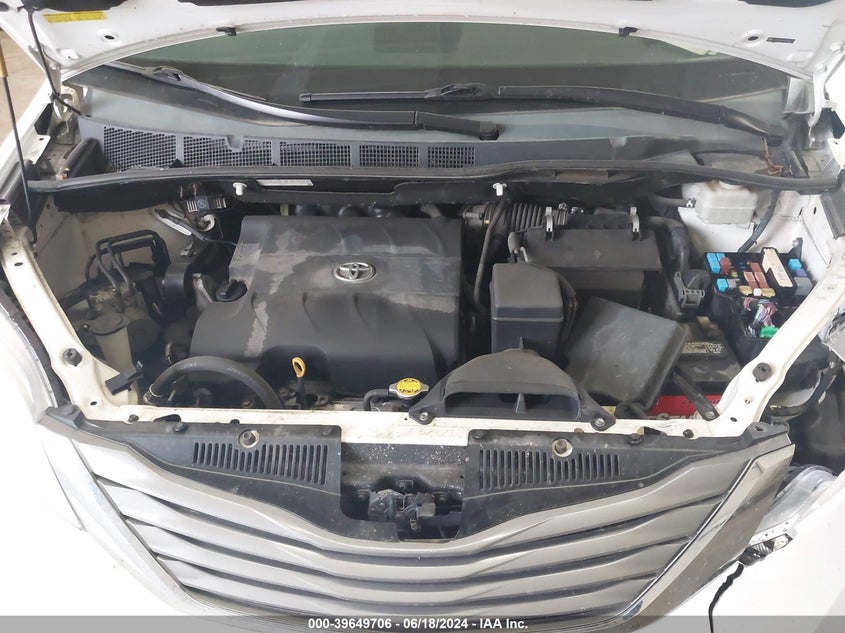 2012 Toyota Sienna Xle V6 8 Passenger VIN: 5TDYK3DC5CS184744 Lot: 39649706