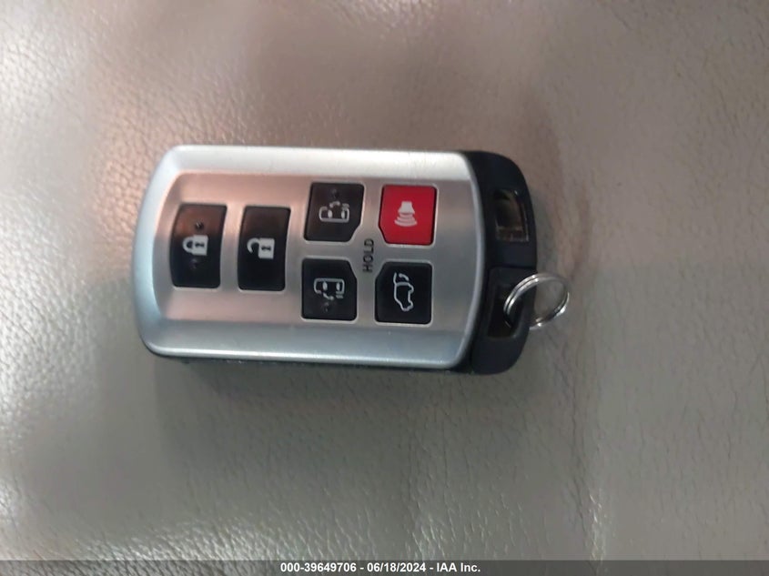 2012 Toyota Sienna Xle V6 8 Passenger VIN: 5TDYK3DC5CS184744 Lot: 39649706