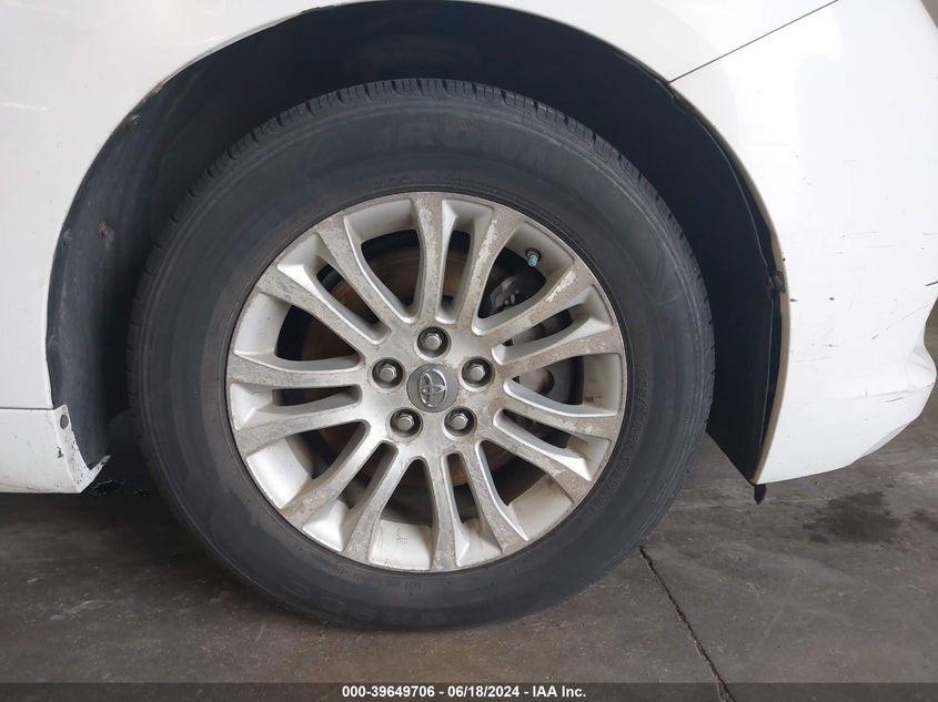 2012 Toyota Sienna Xle V6 8 Passenger VIN: 5TDYK3DC5CS184744 Lot: 39649706