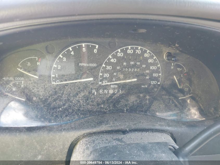 1999 Ford Explorer Eddie Bauer/Limited/Xlt VIN: 1FMZU34E6XZA77945 Lot: 39649784