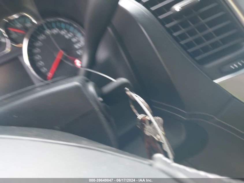 2018 Chevrolet Tahoe Lt VIN: 1GNSCBKC2JR219887 Lot: 39649847