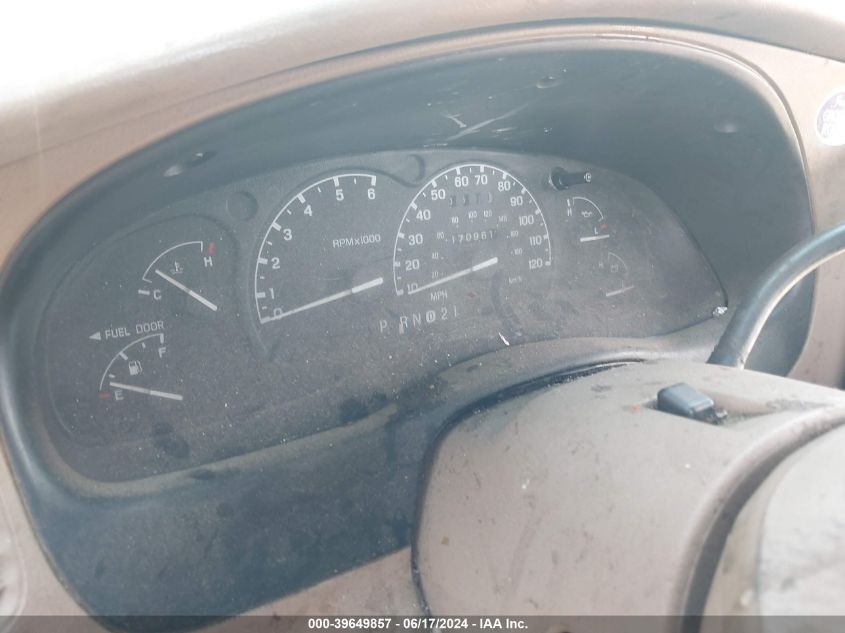 2001 Ford Explorer Eddie Bauer VIN: 1FMZU64E61ZA81339 Lot: 39649857