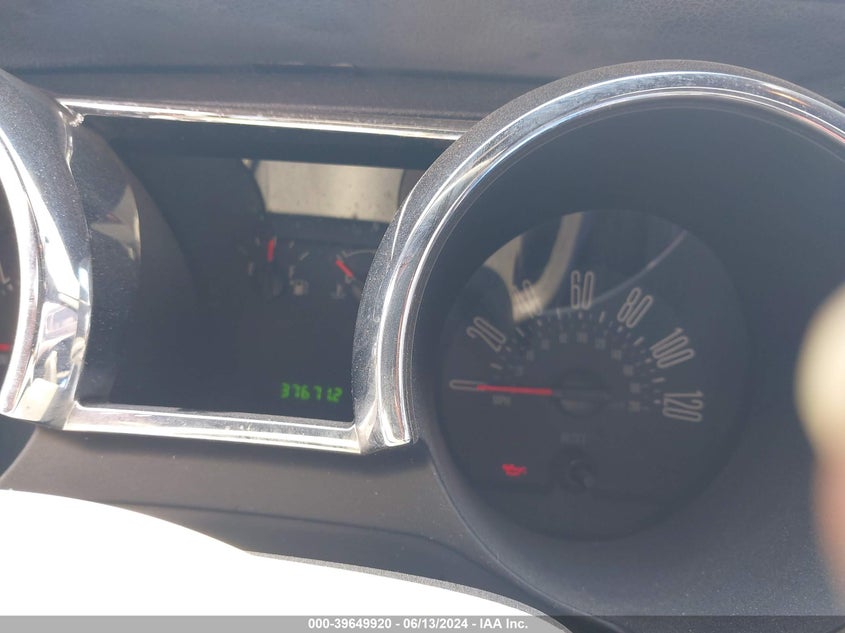 2005 Ford Mustang VIN: 1ZVFT84N955188241 Lot: 39649920