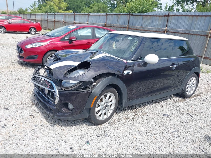 2015 Mini Hardtop Cooper S VIN: WMWXP7C53F2A38782 Lot: 39650005