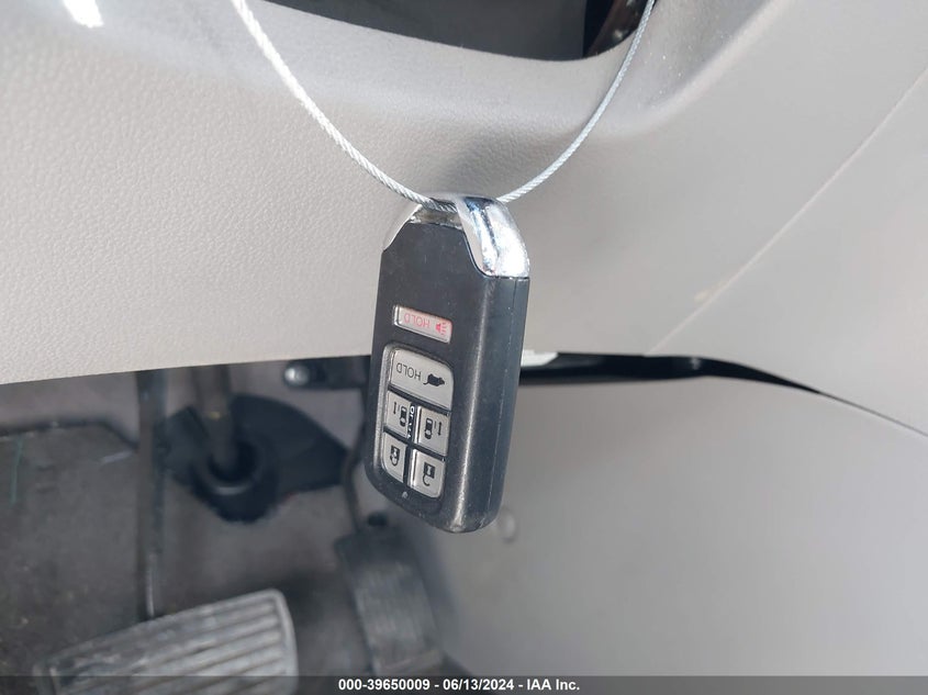 2016 Honda Odyssey Ex-L VIN: 5FNRL5H65GB103916 Lot: 39650009