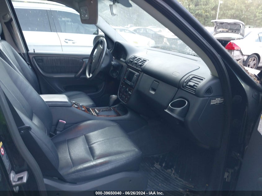 2001 Mercedes-Benz Ml 320 VIN: 4JGAB54E31A288704 Lot: 39650040