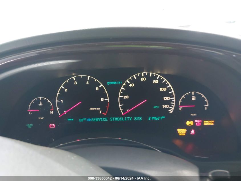 2001 Cadillac Deville Dts VIN: 1G6KF579X1U247516 Lot: 39650042