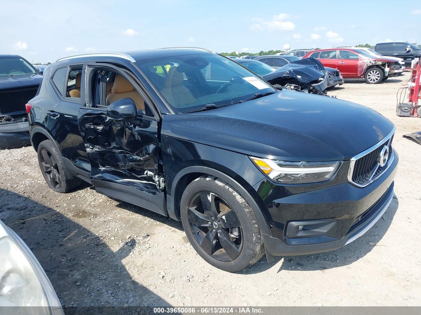 VIN YV4162UK3K2073006 2019 VOLVO XC40 T5 MOMENTUM