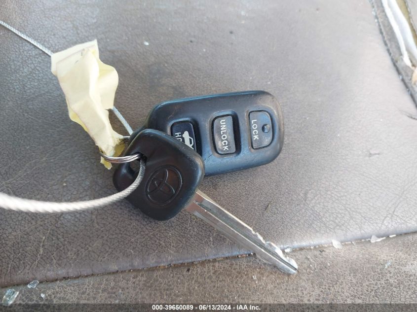 2005 Toyota Camry Le VIN: 4T1BE32K75U010675 Lot: 39650089