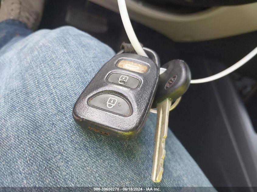 2010 Kia Forte Ex VIN: KNAFU4A2XA5864545 Lot: 39650270