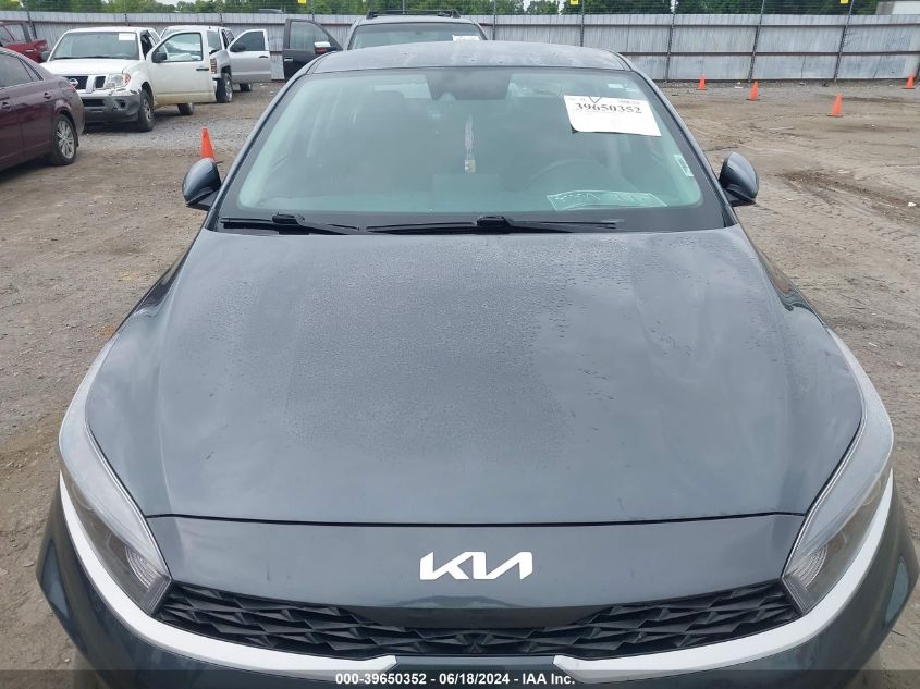 2023 Kia Forte Lxs VIN: 3KPF24AD0PE563807 Lot: 39650352