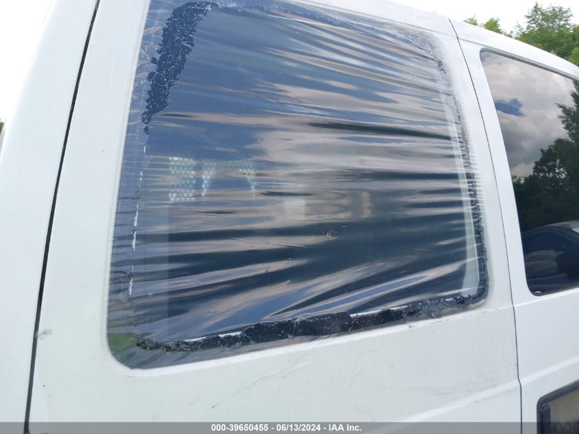 2005 Chevrolet Astro VIN: 1GCDM19X55B110646 Lot: 39650455