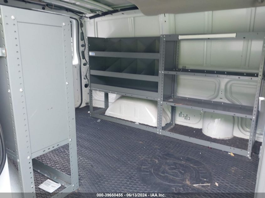 2005 Chevrolet Astro VIN: 1GCDM19X55B110646 Lot: 39650455