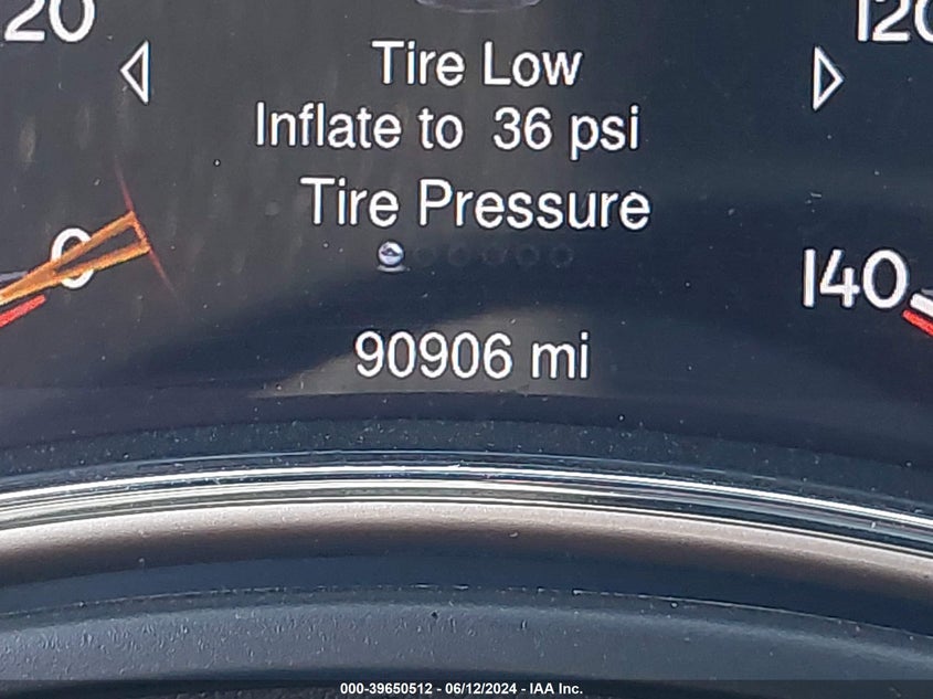 2015 Jeep Grand Cherokee Limited VIN: 1C4RJEBG0FC634945 Lot: 39650512