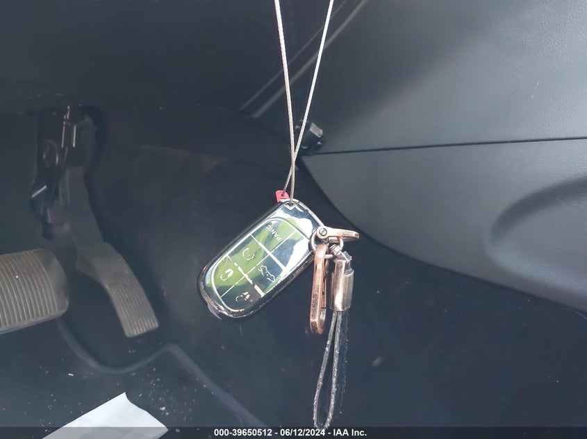 2015 Jeep Grand Cherokee Limited VIN: 1C4RJEBG0FC634945 Lot: 39650512