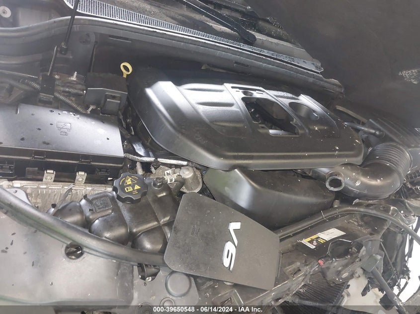 2018 Jeep Grand Cherokee Limited 4X4 VIN: 1C4RJFBGXJC143944 Lot: 39650548