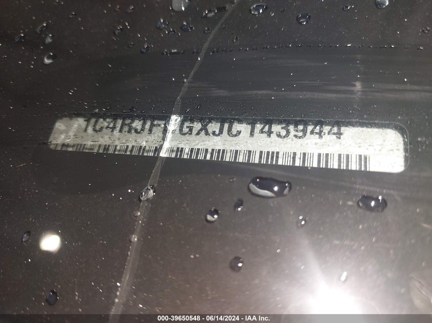 2018 Jeep Grand Cherokee Limited 4X4 VIN: 1C4RJFBGXJC143944 Lot: 39650548