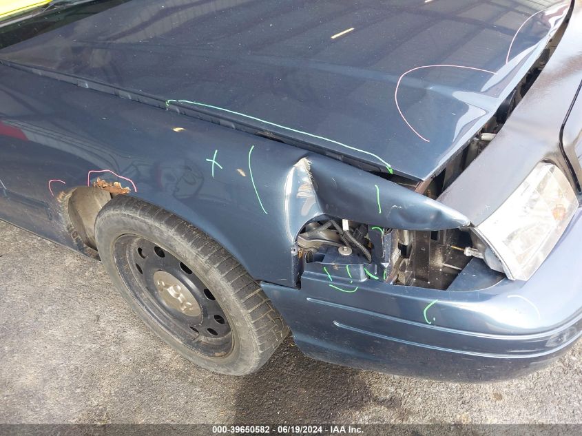 2007 Ford Crown Victoria Standard VIN: 2FAFP73W87X116854 Lot: 39650582