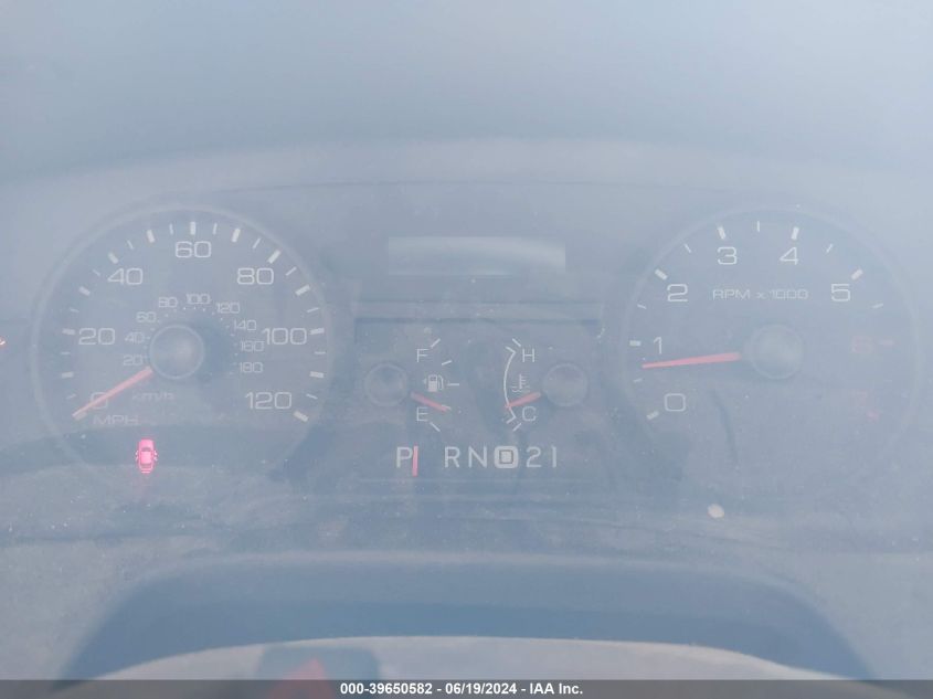 2007 Ford Crown Victoria Standard VIN: 2FAFP73W87X116854 Lot: 39650582