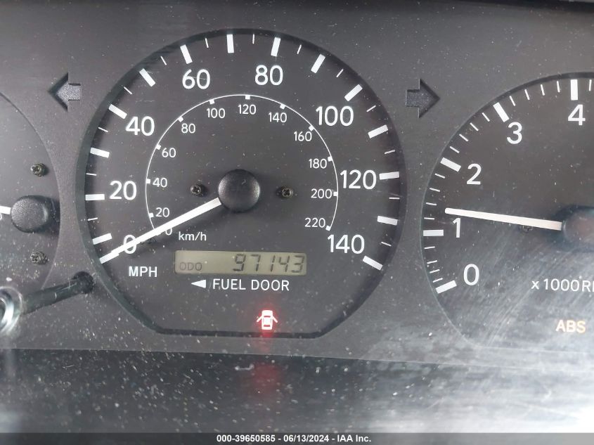 2000 Toyota Camry Le VIN: 4T1BG22K3YU696920 Lot: 39650585