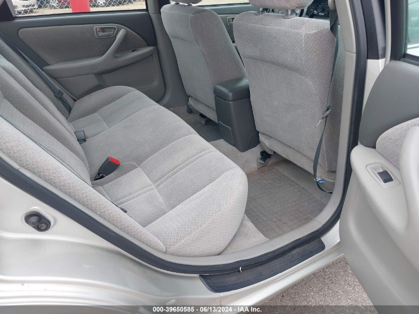 2000 Toyota Camry Le VIN: 4T1BG22K3YU696920 Lot: 39650585