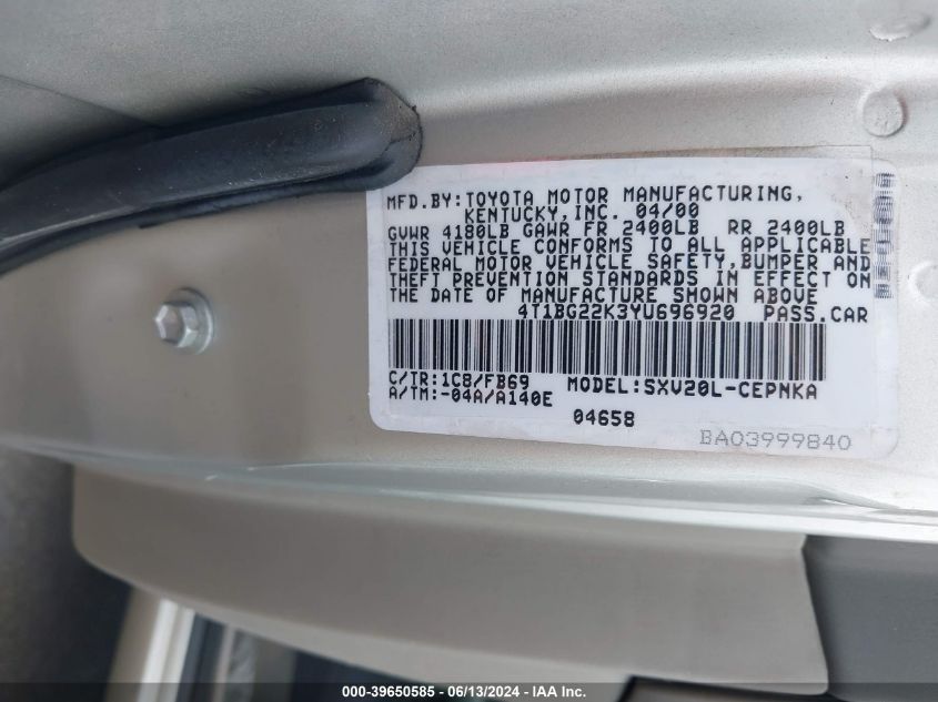 2000 Toyota Camry Le VIN: 4T1BG22K3YU696920 Lot: 39650585