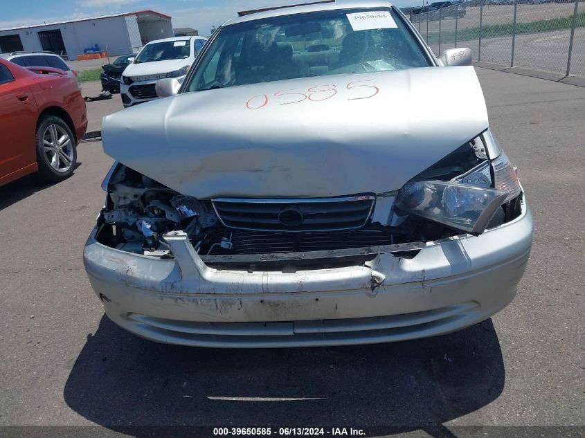 2000 Toyota Camry Le VIN: 4T1BG22K3YU696920 Lot: 39650585