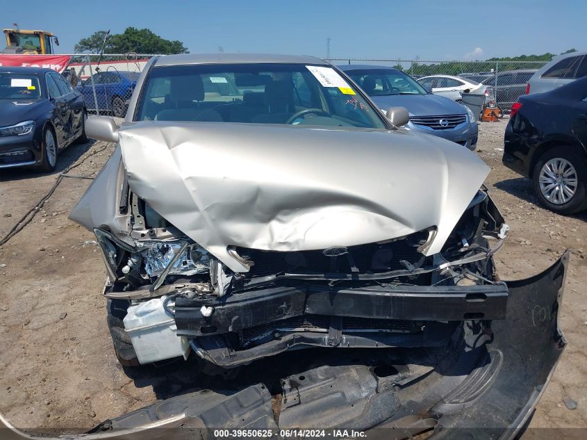 2004 Toyota Camry Le VIN: 4T1BE32K94U792881 Lot: 39650625