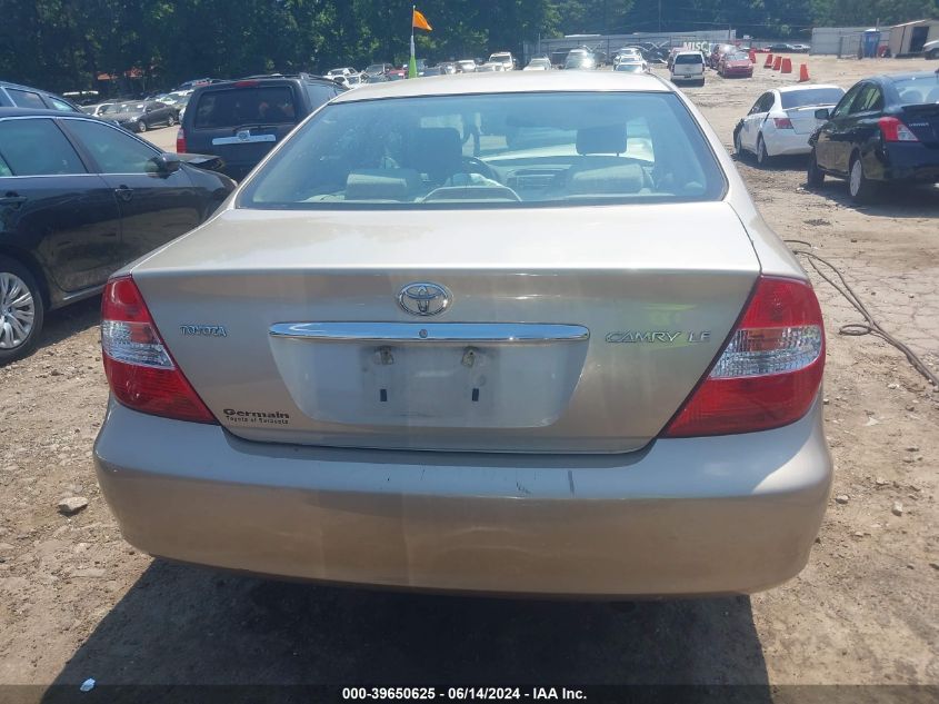 2004 Toyota Camry Le VIN: 4T1BE32K94U792881 Lot: 39650625