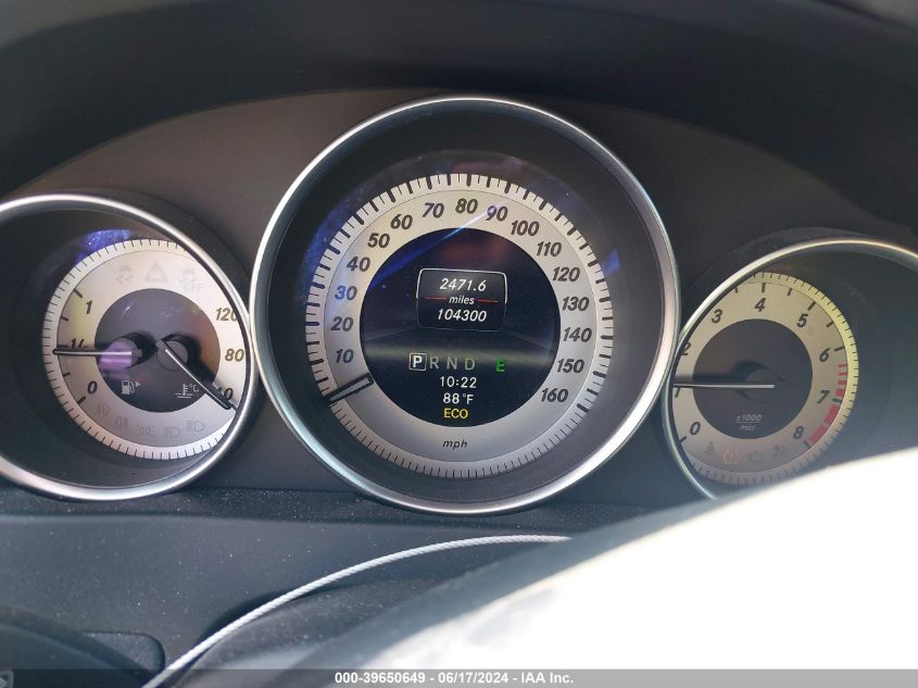 2013 Mercedes-Benz C 300 Luxury 4Matic/Sport 4Matic VIN: WDDGF8AB1DA815552 Lot: 39650649